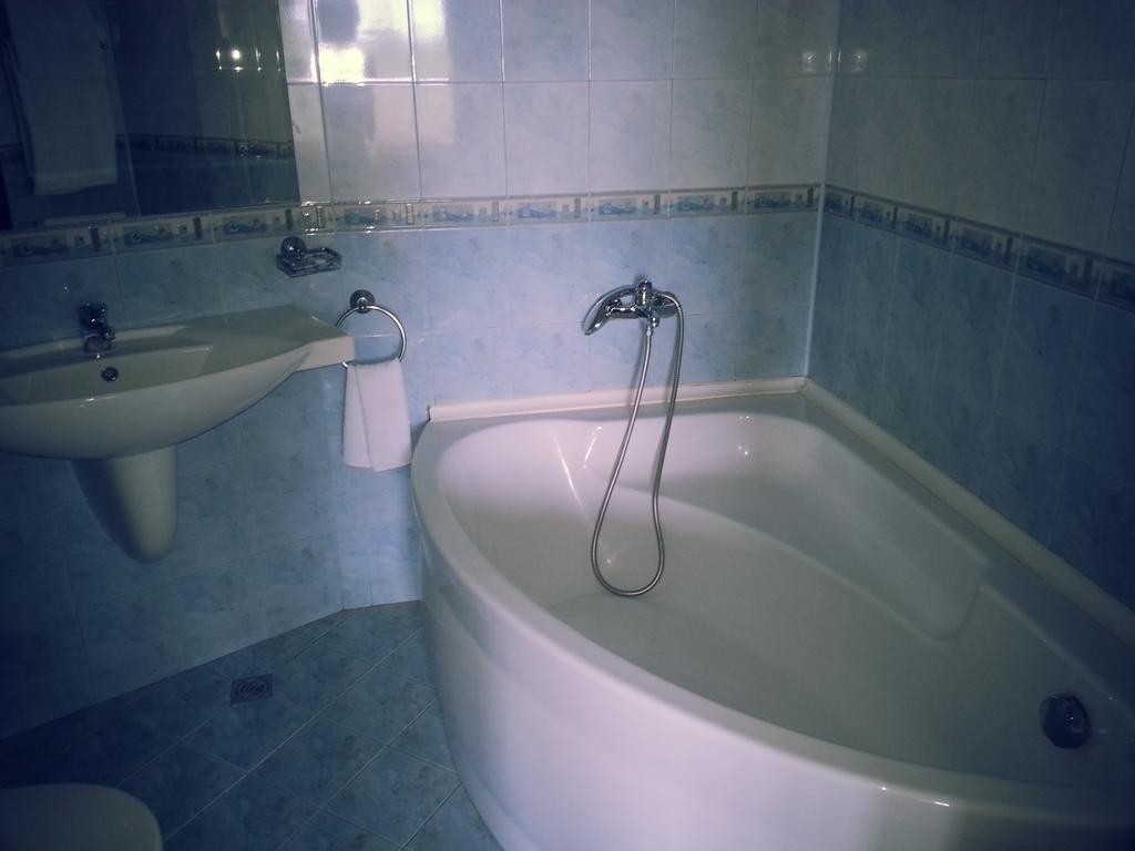 Boliari Hotel Veliko Turnovo Ruang foto