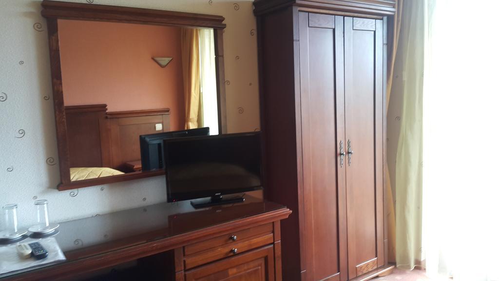Boliari Hotel Veliko Turnovo Bagian luar foto