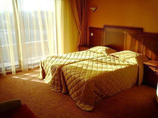 Boliari Hotel Veliko Turnovo Bagian luar foto
