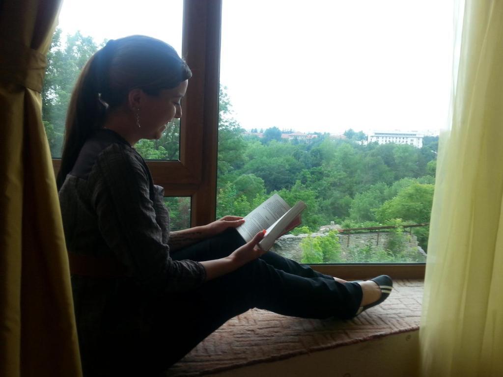 Boliari Hotel Veliko Turnovo Ruang foto